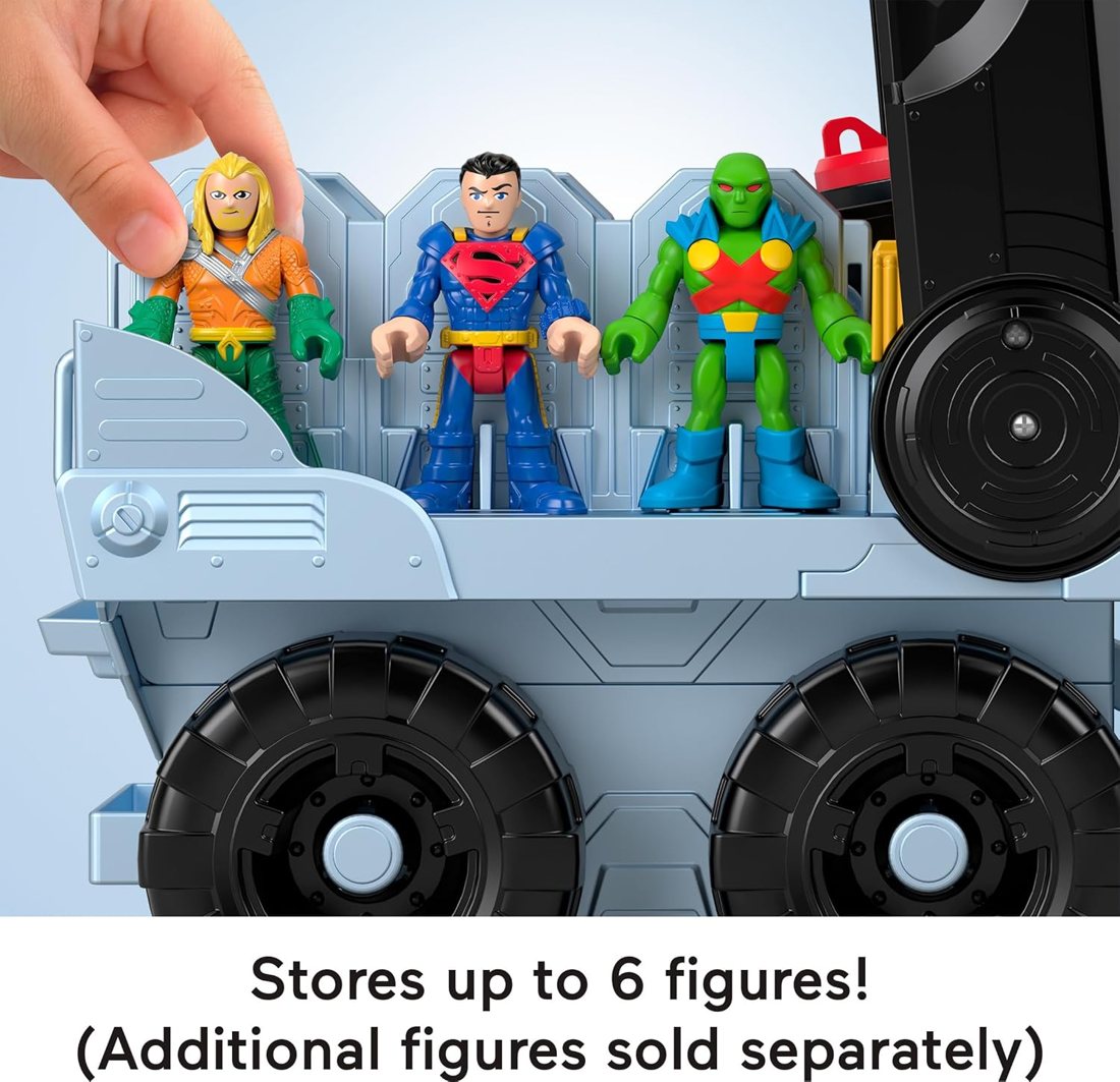 Batman Transforming Bat-Tank, view 6